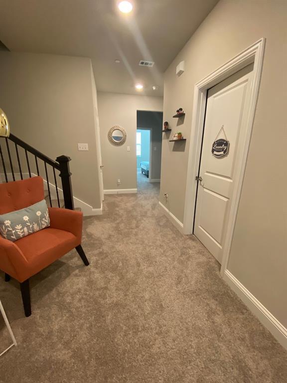 Building Photo - 2008 Naples Dr