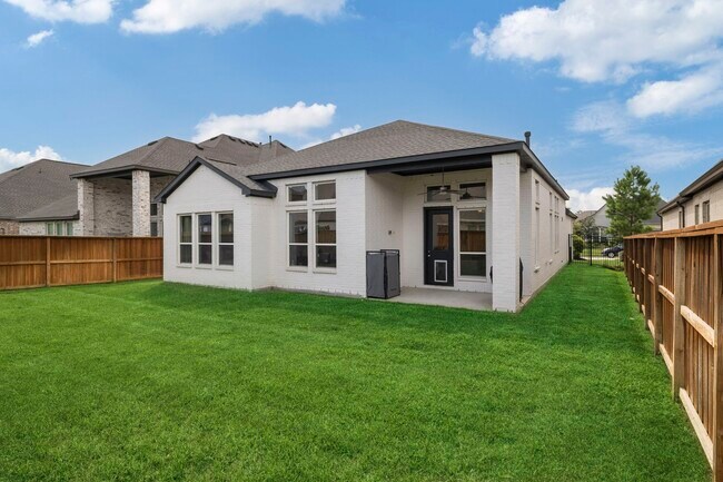 Primary Photo - 28227 Clear Breeze Ct