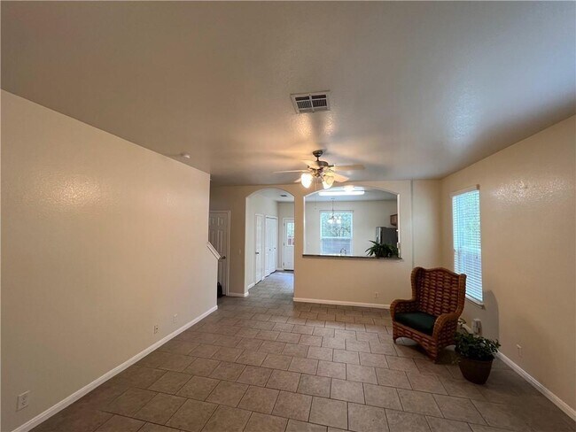 Building Photo - 2400 Allred Dr