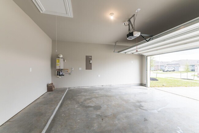 Building Photo - 24711 Kessing Creek Ln