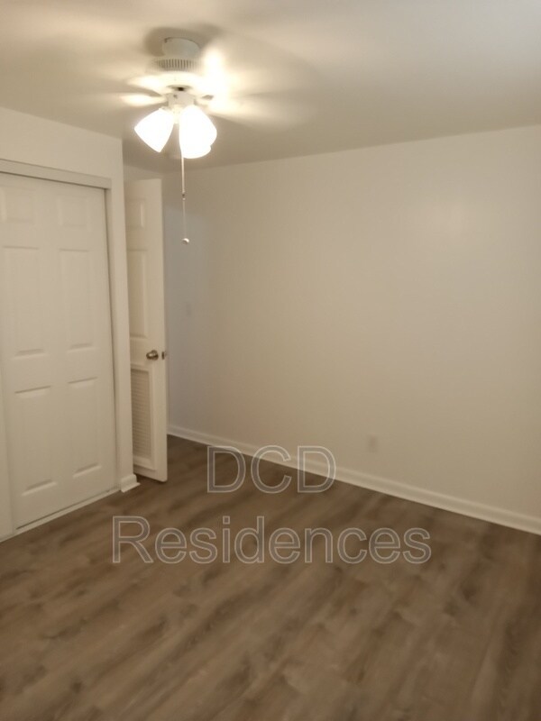 Building Photo - 11433 Mussel Dr