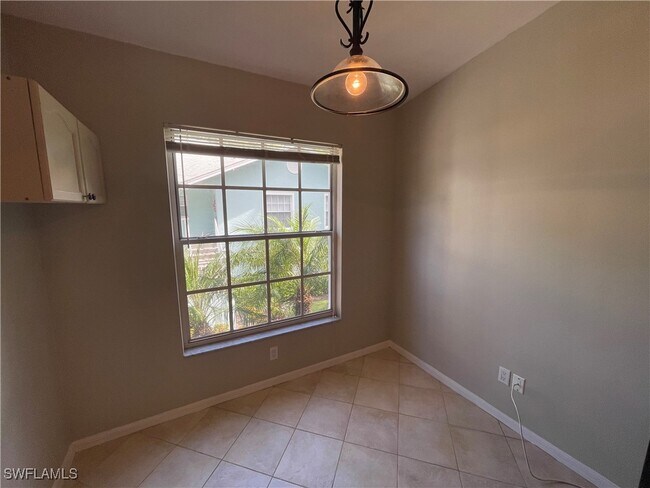 Building Photo - 28260 Pine Haven Way