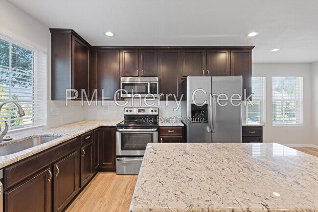 Building Photo - 3627 Starry Night Loop