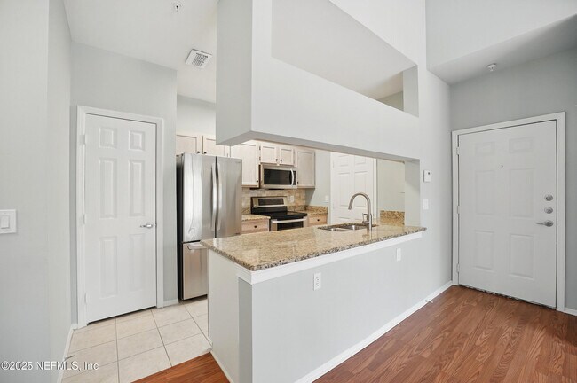Building Photo - 140 Veracruz Dr