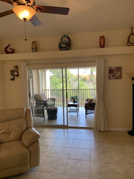 Building Photo - 26630 Rosewood Pointe Dr