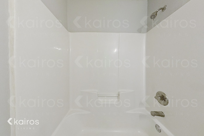 Building Photo - 200 Deer Pkwy