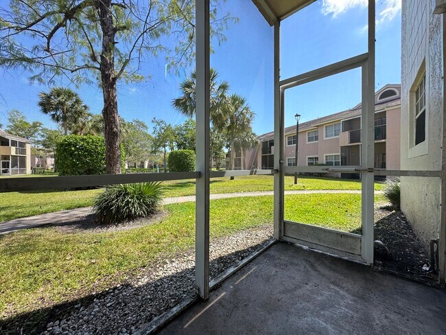 Building Photo - 891 Cypress Park Way