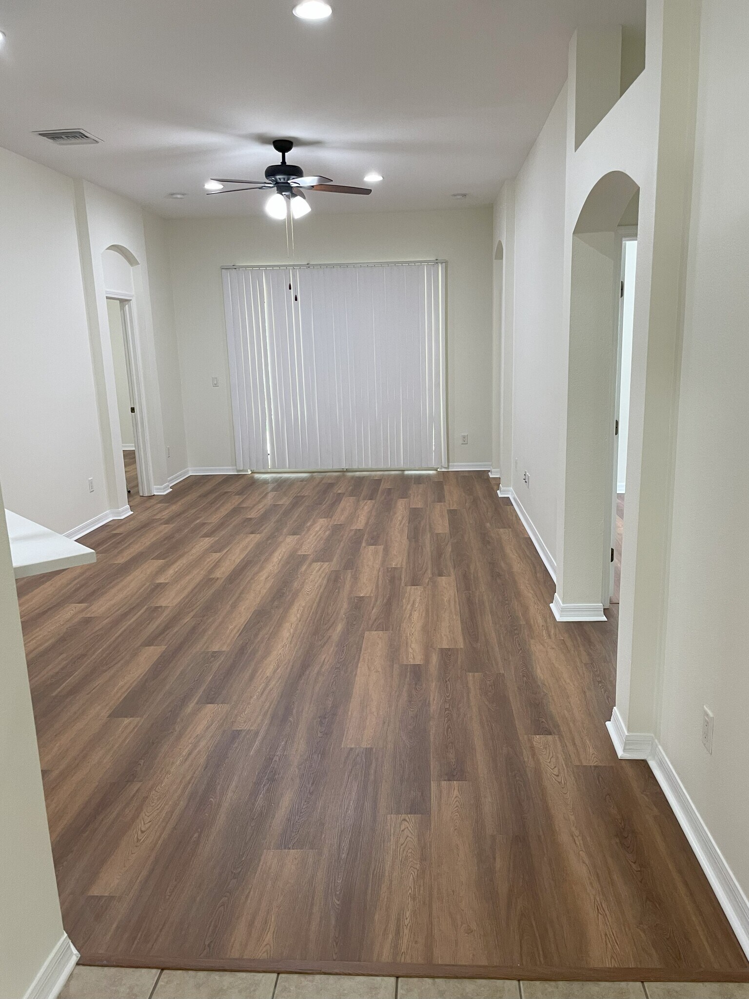Family Room - 27325 Edenfield Dr