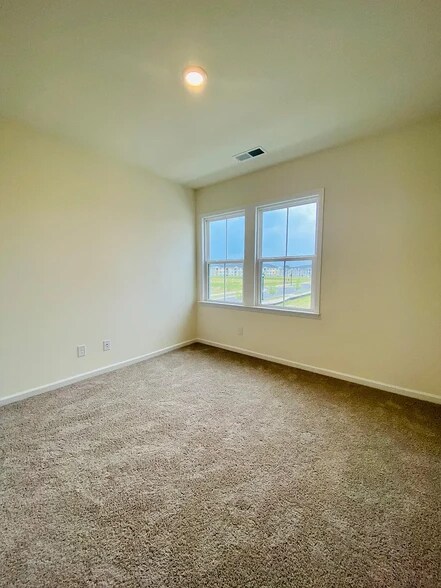 Building Photo - 9241 Harwen Ln