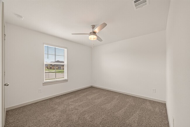 Building Photo - 1119 Kinder Sky Ln