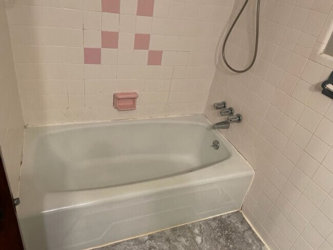 Building Photo - Coming Soon!