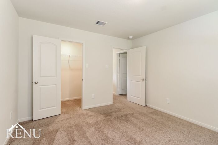 Building Photo - 10659 Lost aples Dr