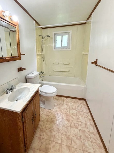 Building Photo - 6583 Sentry Ave