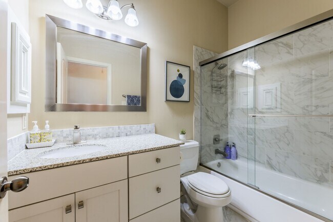 Building Photo - 10923 Starling Creek Dr