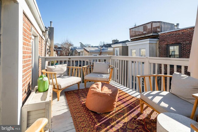 Building Photo - 516 Kauffman St