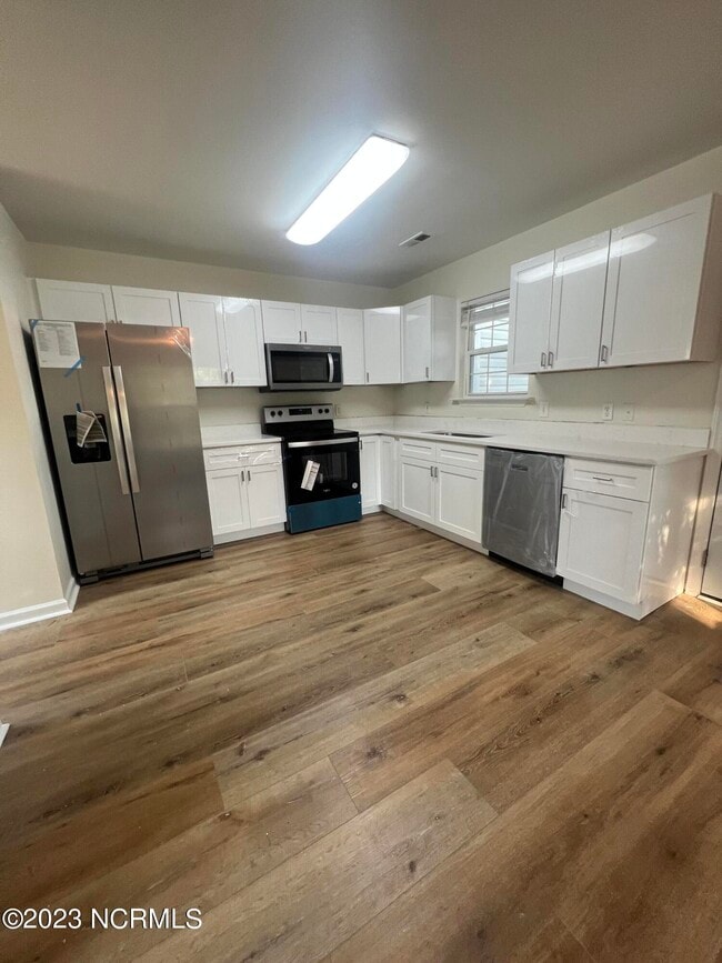 Building Photo - 1504 Amhearst Ct