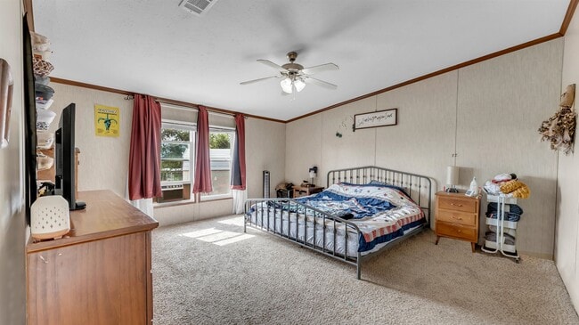 Building Photo - 3527 N U.S. Hwy 281