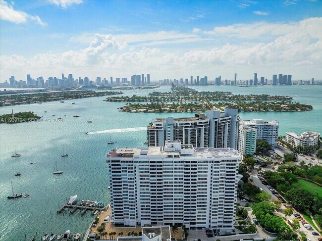 Building Photo - 11 Island Ave