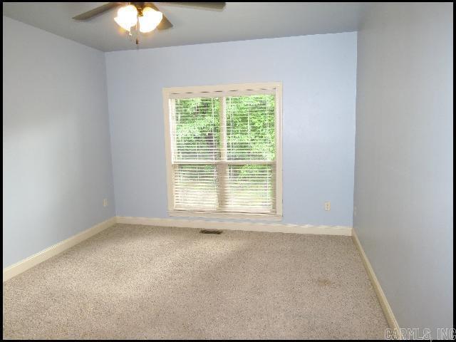 Building Photo - 3153 Stonewall Dr