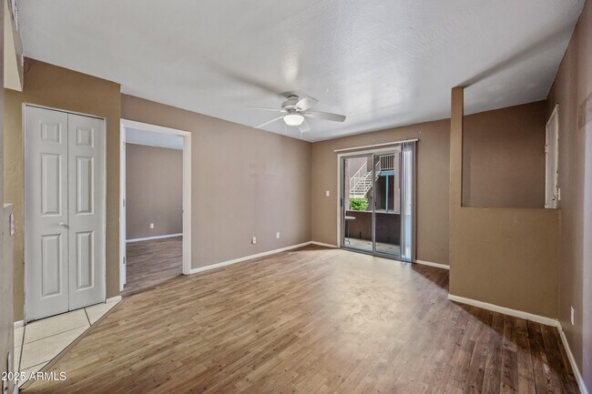 Building Photo - 16602 N 25th St
