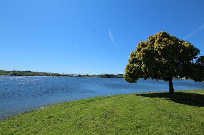 Building Photo - Lake California Home for Rent | Gated Community, Lake Access, Pool & Tennis Courts