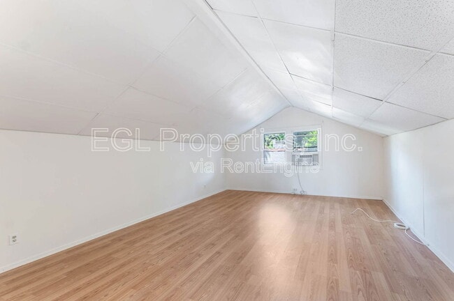 Building Photo - 1612 N Genesee Ave