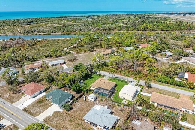 Building Photo - 1307 Primrose Rd