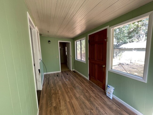 Building Photo - Charming 2 Bedroom, 1 Bath Home in Boise’s...
