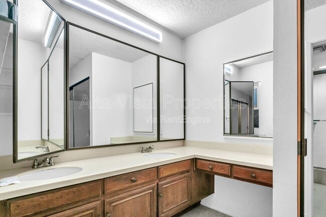 Building Photo - 2229 Camino Preciosa Sur