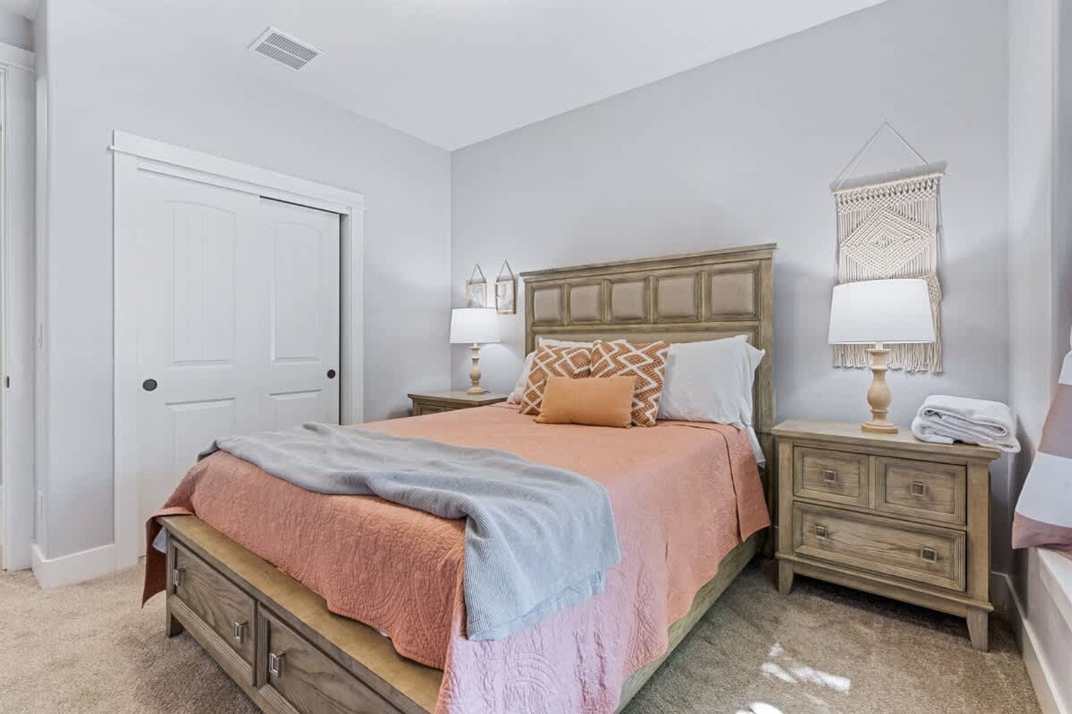 Building Photo - 2965 N LeBlanc Way