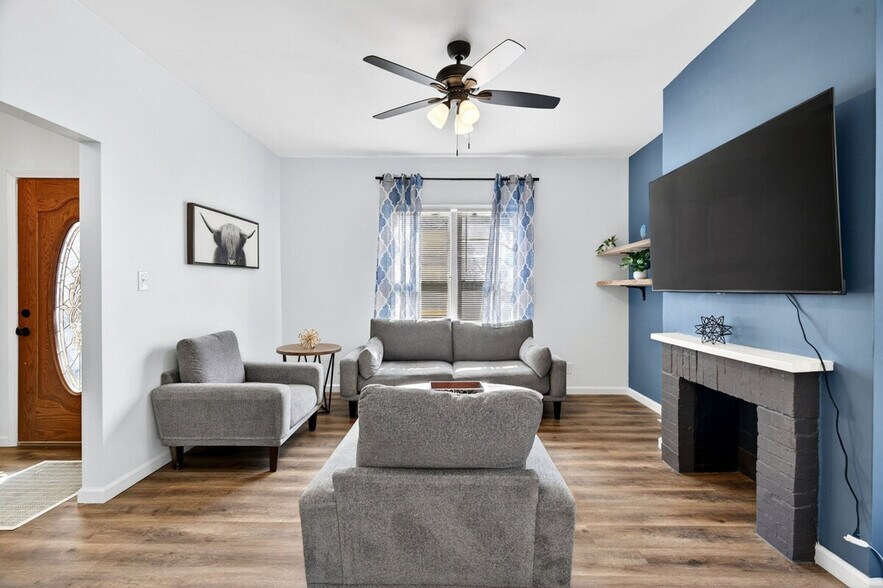 Building Photo - 6575 Odell St