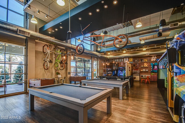 Building Photo - 4655 S Vapor
