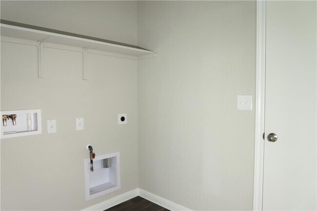 Building Photo - 13812 Levy Ln