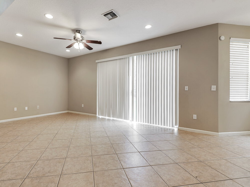 Building Photo - 1603 Briar Oak Dr