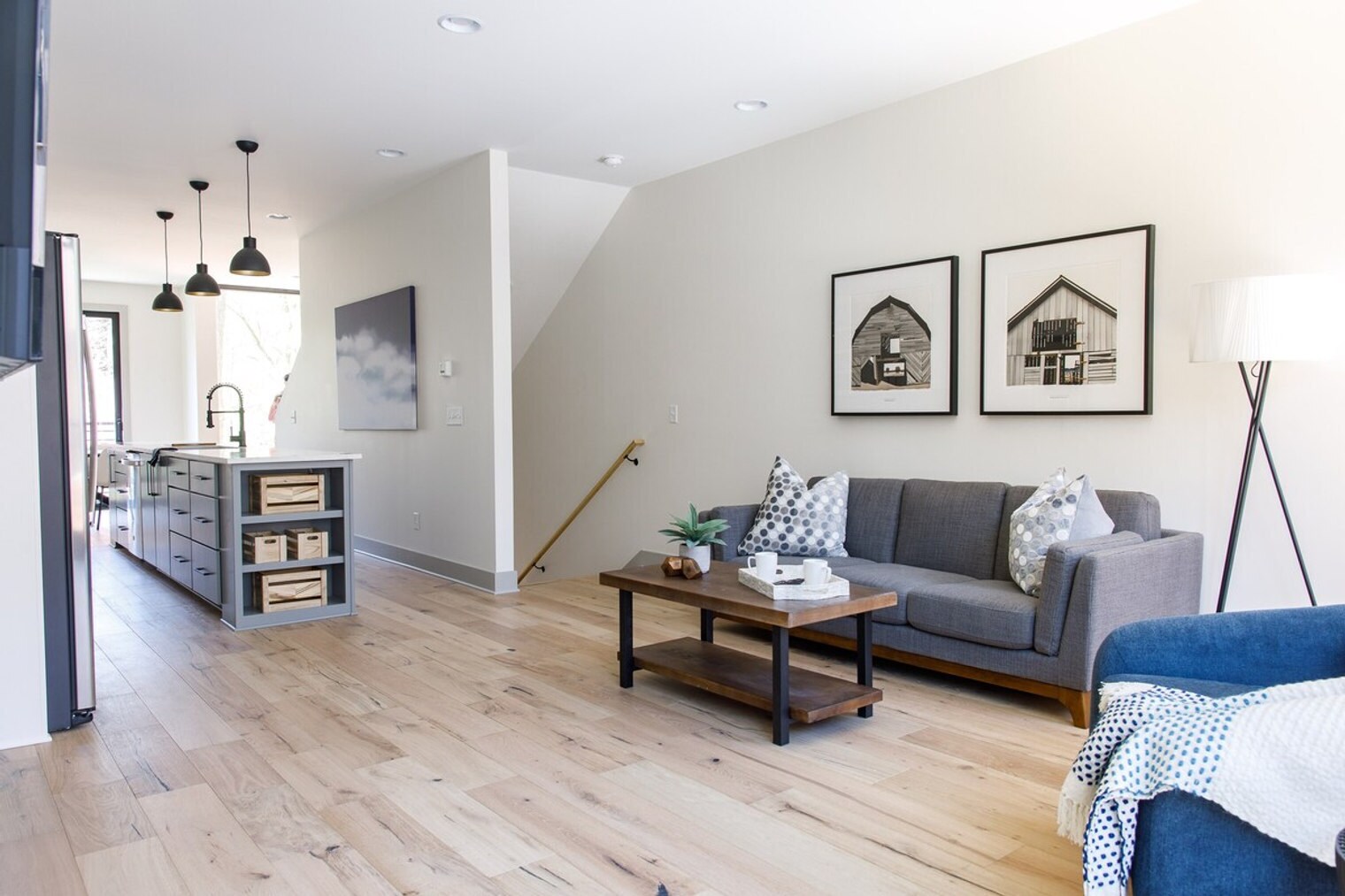 Building Photo - 317 NE Burwood Mews