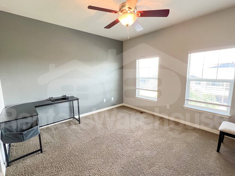 Building Photo - 9381 Ashbury Cir