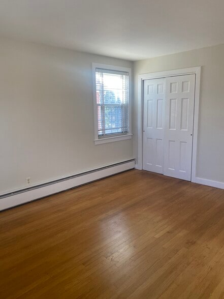 Building Photo - 138 Willis St