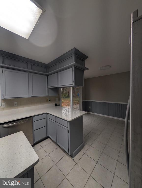 Building Photo - 2 Hawkesbury Ct