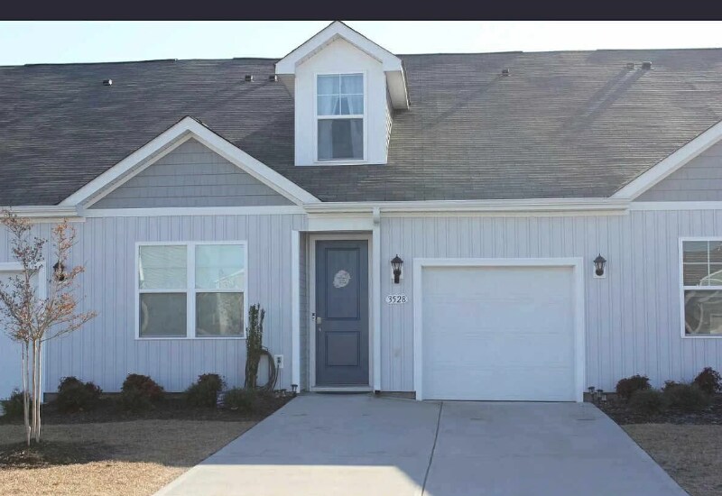 Building Photo - 3528 Bells Lk Cir