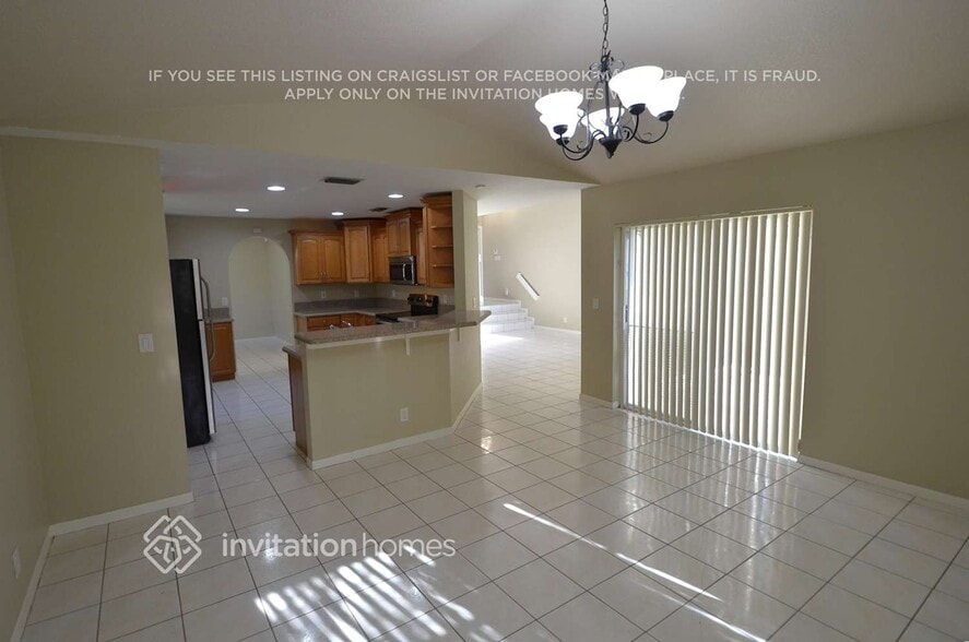 Building Photo - 6511 Pelican Ave