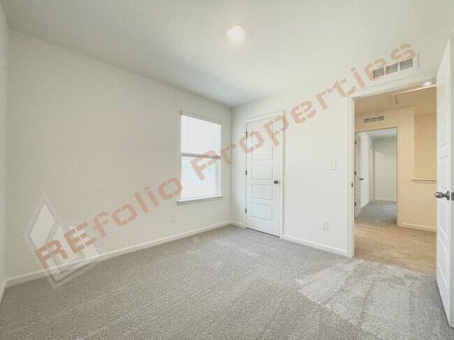 Building Photo - 1128 Goldenshrub St