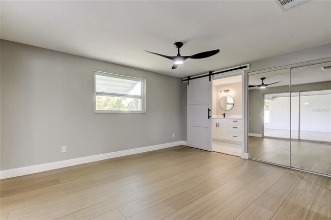 Building Photo - 10744 Drummond Rd