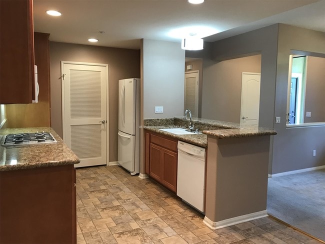 Building Photo - 134 Via Sovana