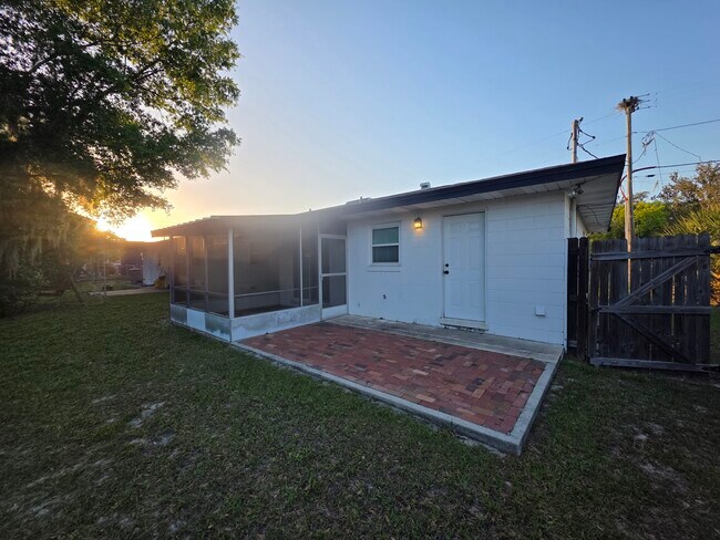 Building Photo - Magnolia Apopka