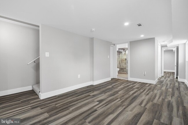 Building Photo - 1235 W Lafayette Ave