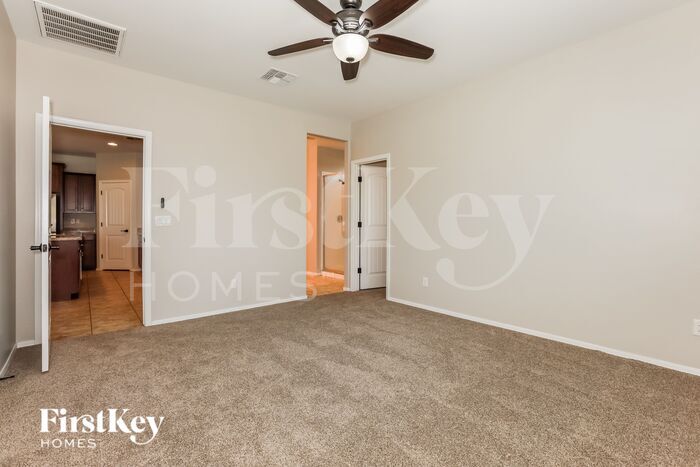 Building Photo - 1732 W Desert Spring Way