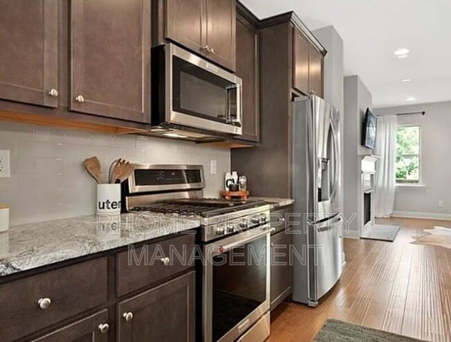 Building Photo - 299 Benson Manor Cir