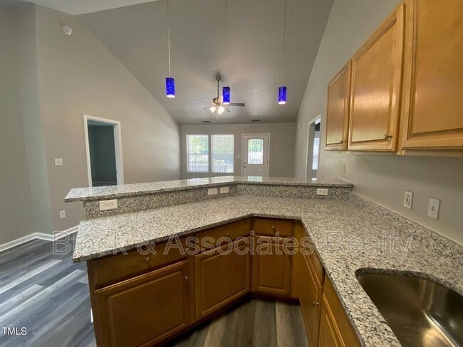 Building Photo - 116 Archdale Dr