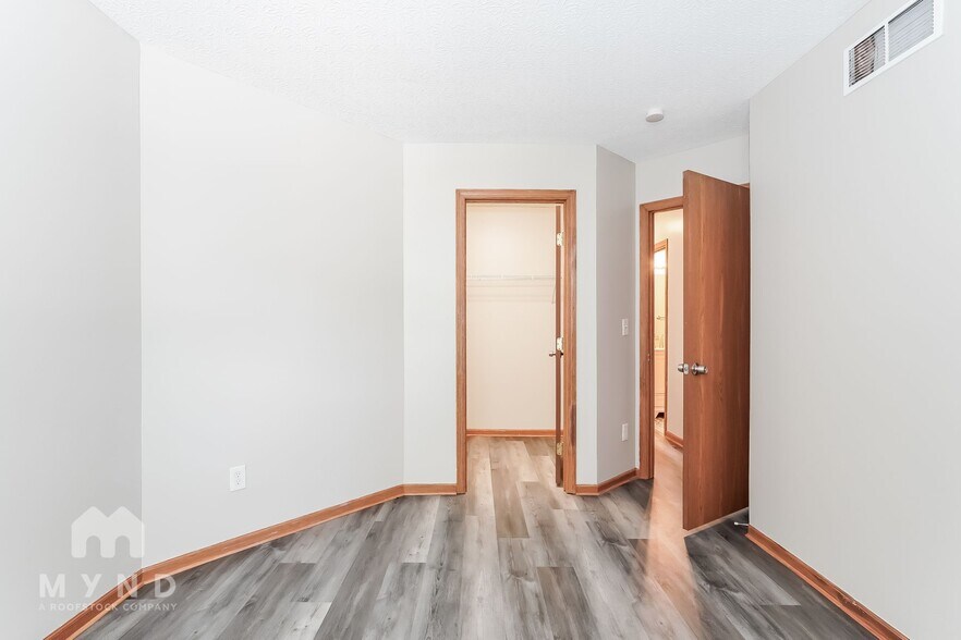 Building Photo - 5038 Rolling Rock Ct