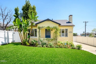 Building Photo - 3360 Glenrose Ave